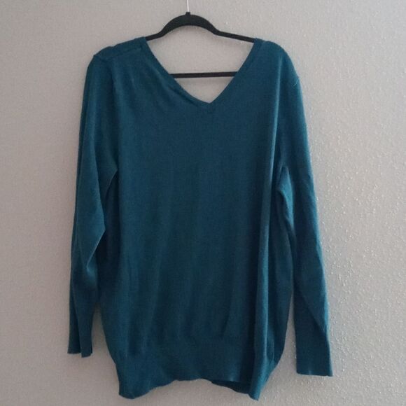 Lane Bryant size 22 dark jade v neck sweater - Picture 2 of 6